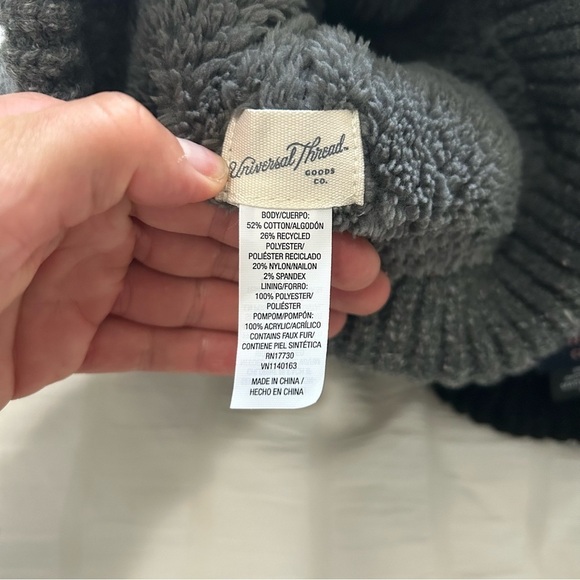 Women's Beanie Bundle Black and White Stripe Alpaca Blend One Size - Picture 6 of 6